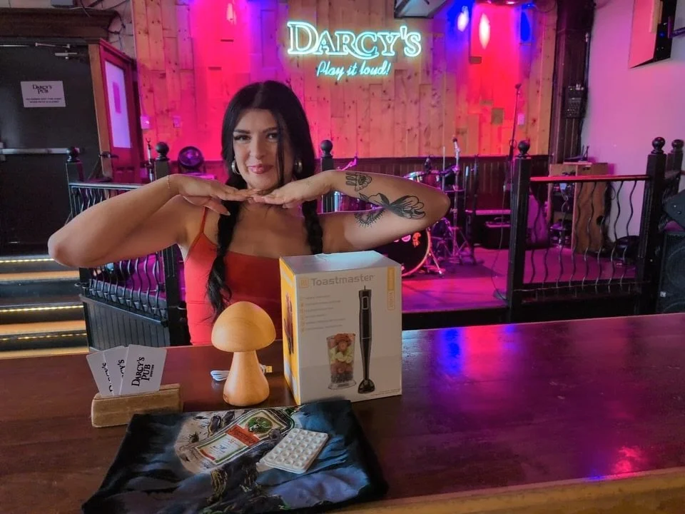 Bingo prizes this week 💜 starts at 8pm tonight 🦩

#downtown #victoria #livemusic #gamenights #victoriaevents #musicbingo #coverbands #foodspecial #vicfoodie #viceats #nightlife #weekdayevents #localartists