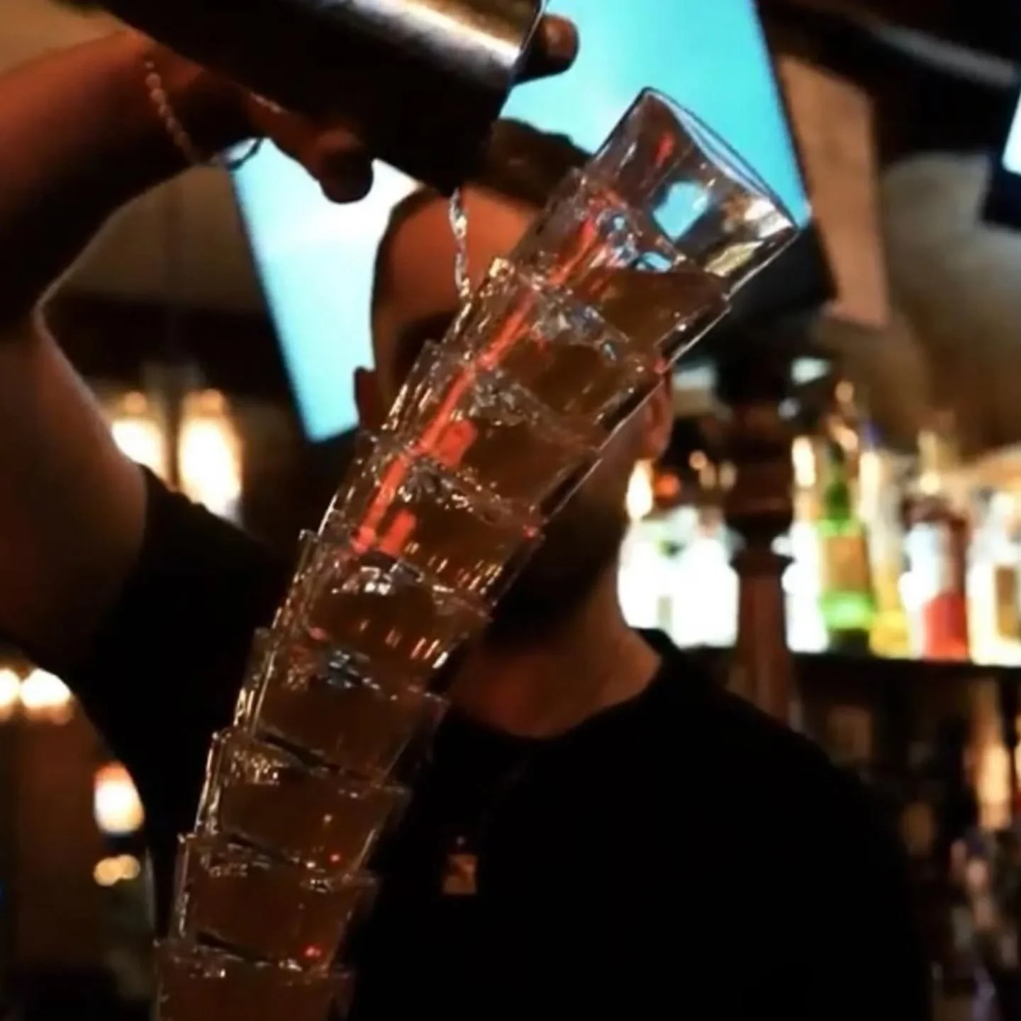 It's Thursday night and we have $4 high balls from 10pm - close with @__hotwax__ taking the stage.

#coverbands #downtownvictoriabc #livemusic #nightlife #getdown