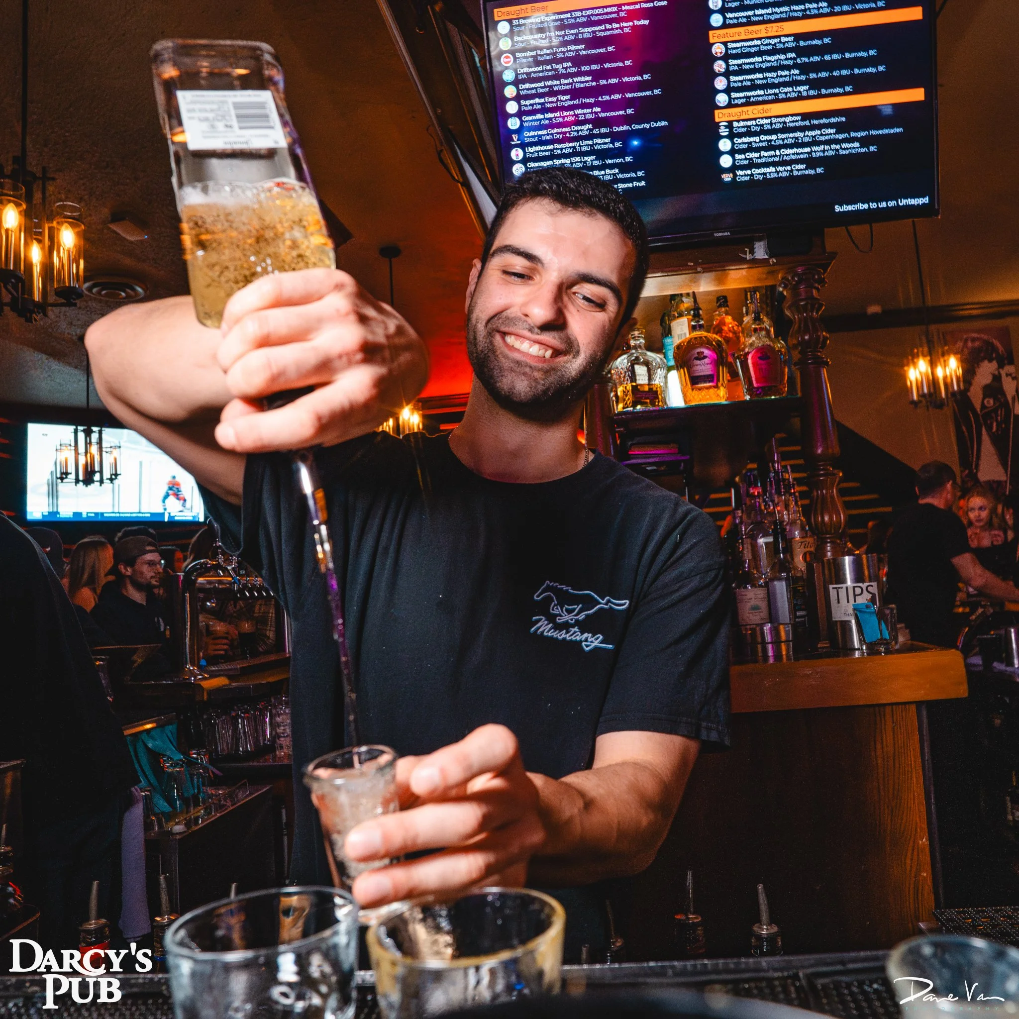 $4.00 highballs every Thursday from 10pm-Close. Because tequila is cheaper than therapy🥃

 #downtownvictoria #weekdayevents #nightlife #drinkspecials