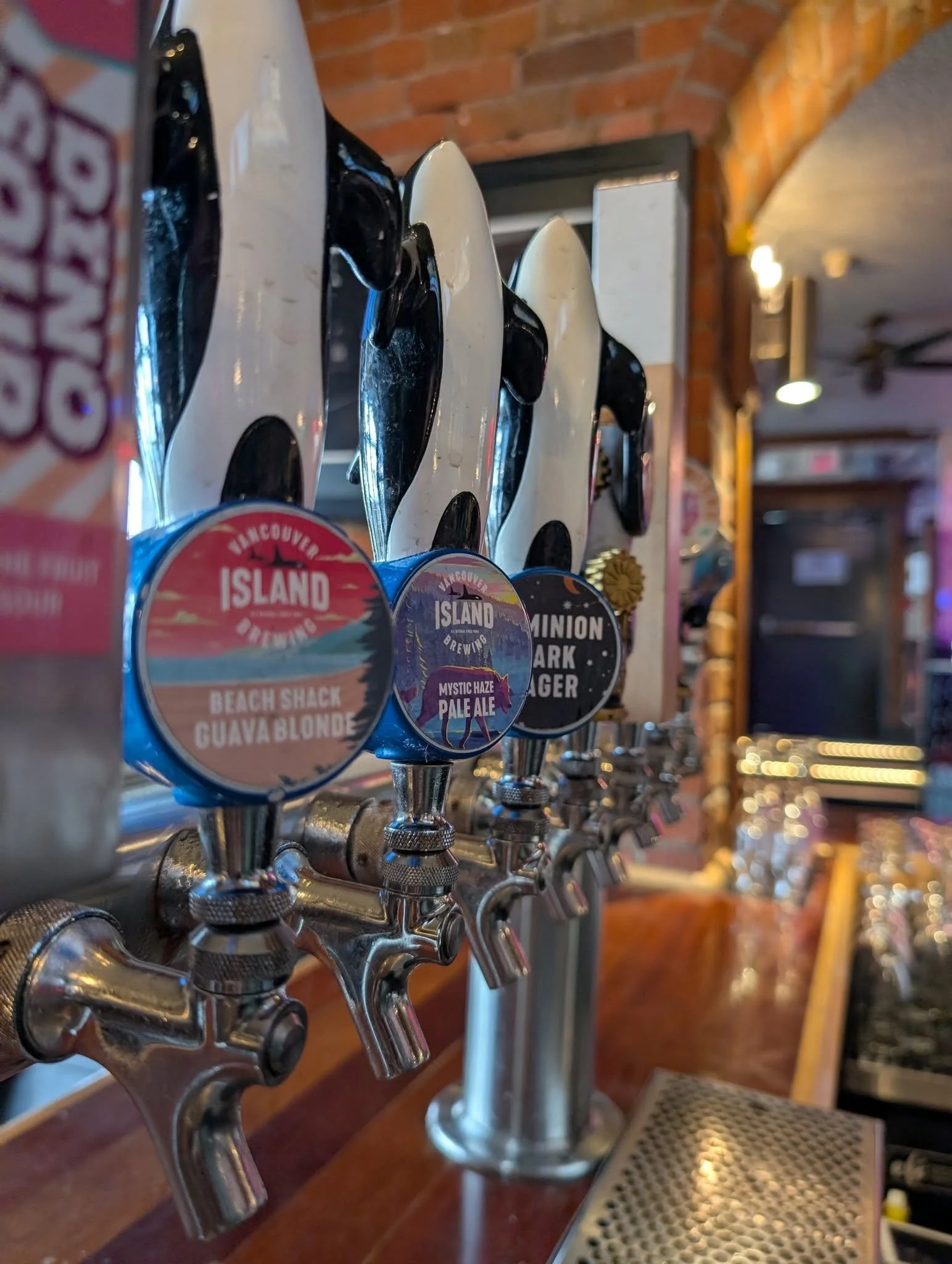 NEW FEATURE BEERS🍻

Vancouver Island Brewing Pints $7.25 all month

#drinkfeatures #beerspecials #monthlydeals #downtownvictoria