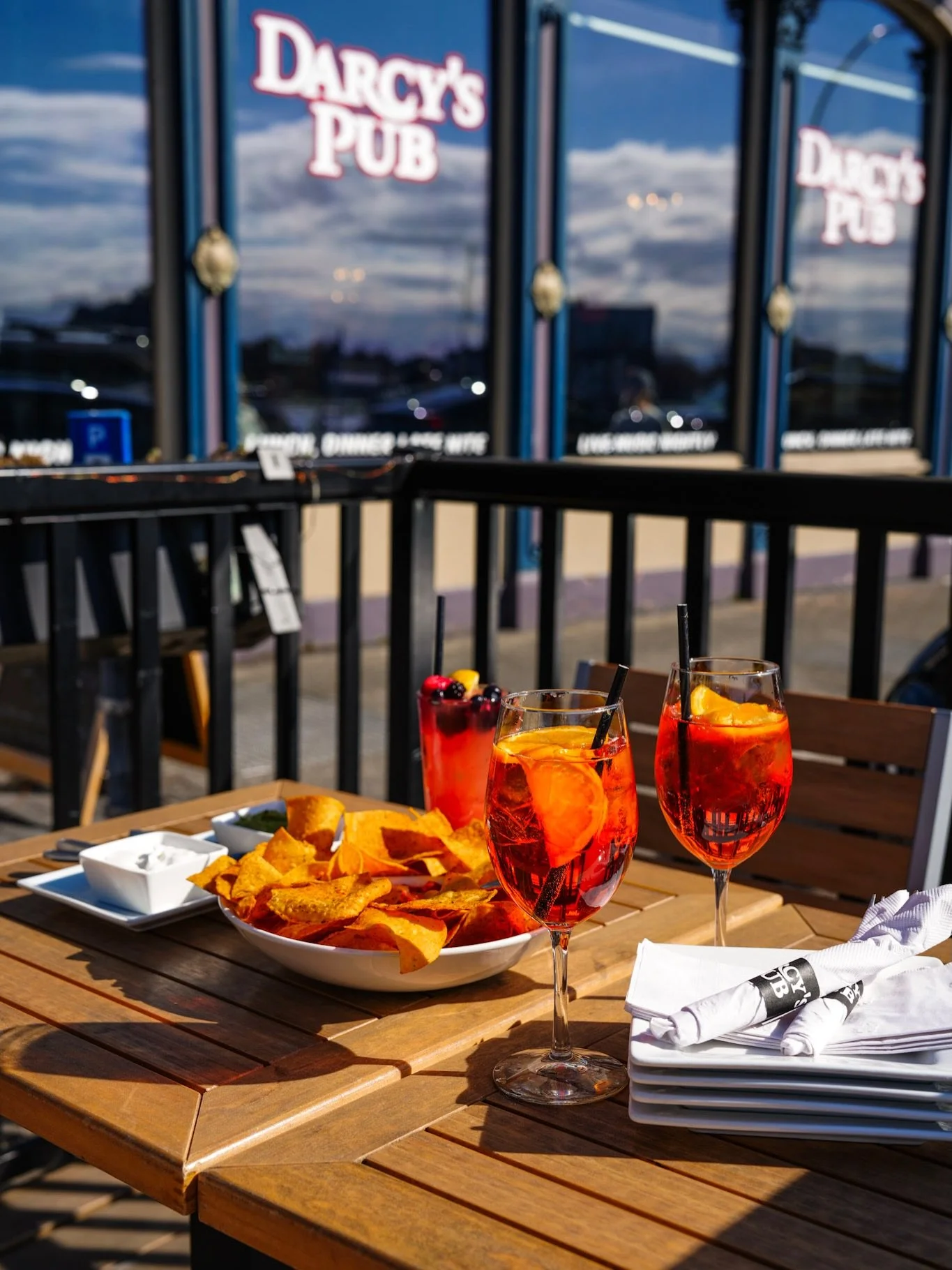 Sunshine on the deck🌤️

Street-side seating available🪑

Open 11am-1am weekly ⏰

1127 Wharf Street📍

#yyjfood #yyjdrinks