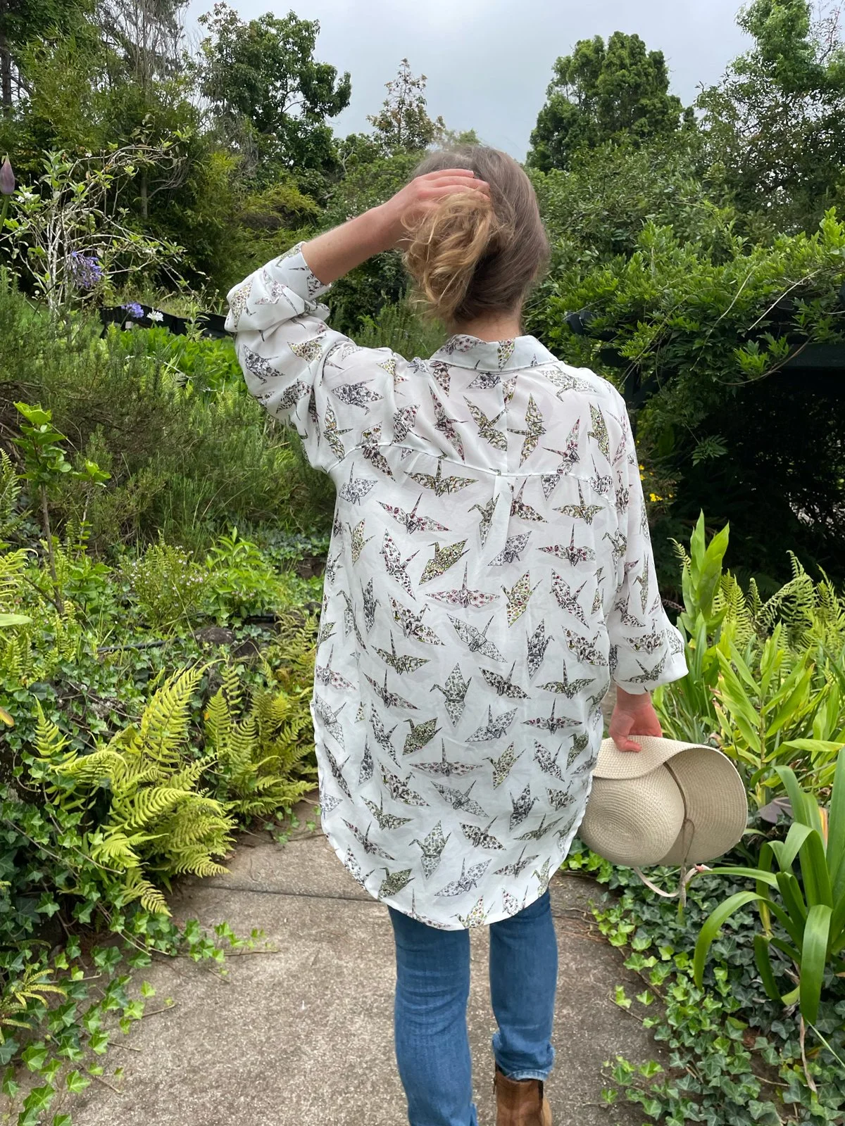 origami-cranes-rose-raglan-Julia.jpg
