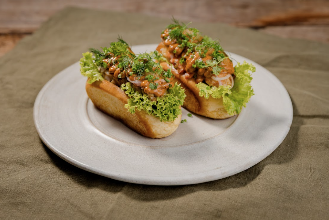 Raes Lobster Roll