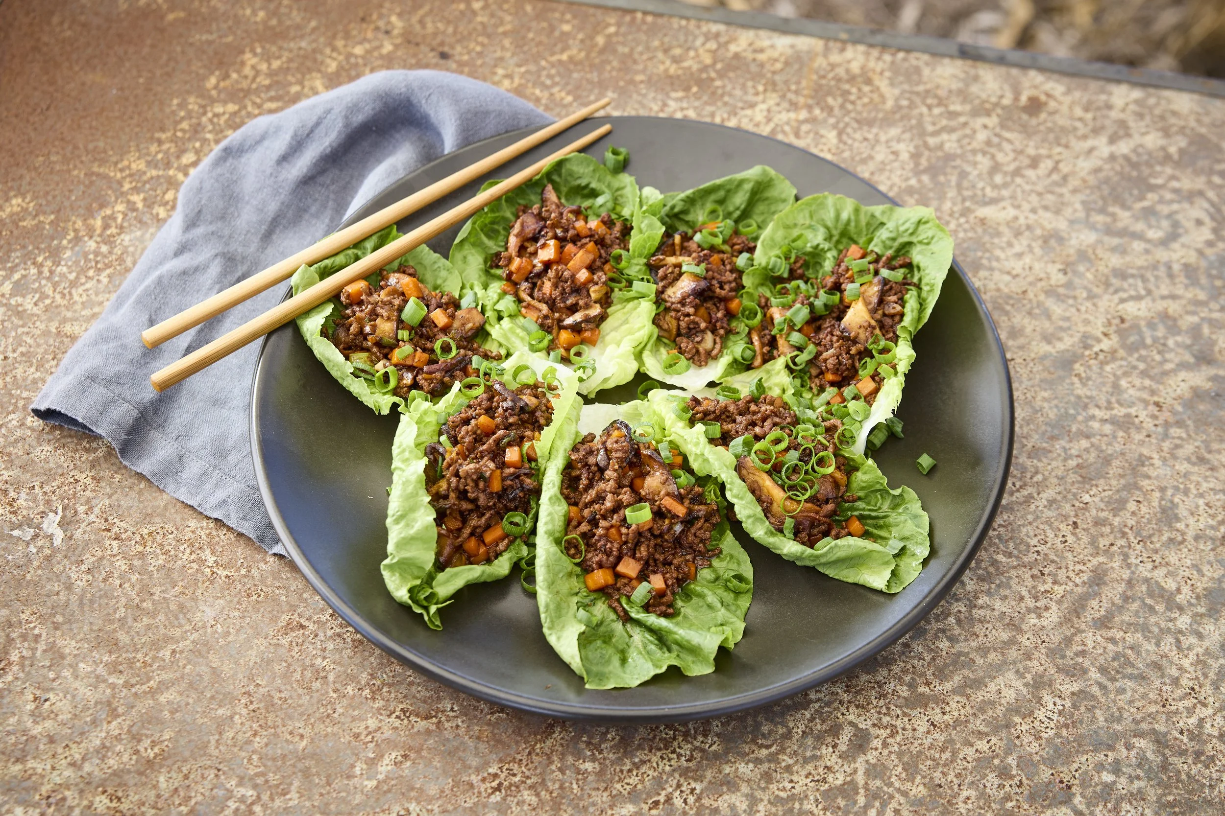 Angus Beef &amp; Shiitake San Choi Bao
