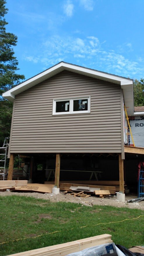 Master Bedroom, Bathroom Gable