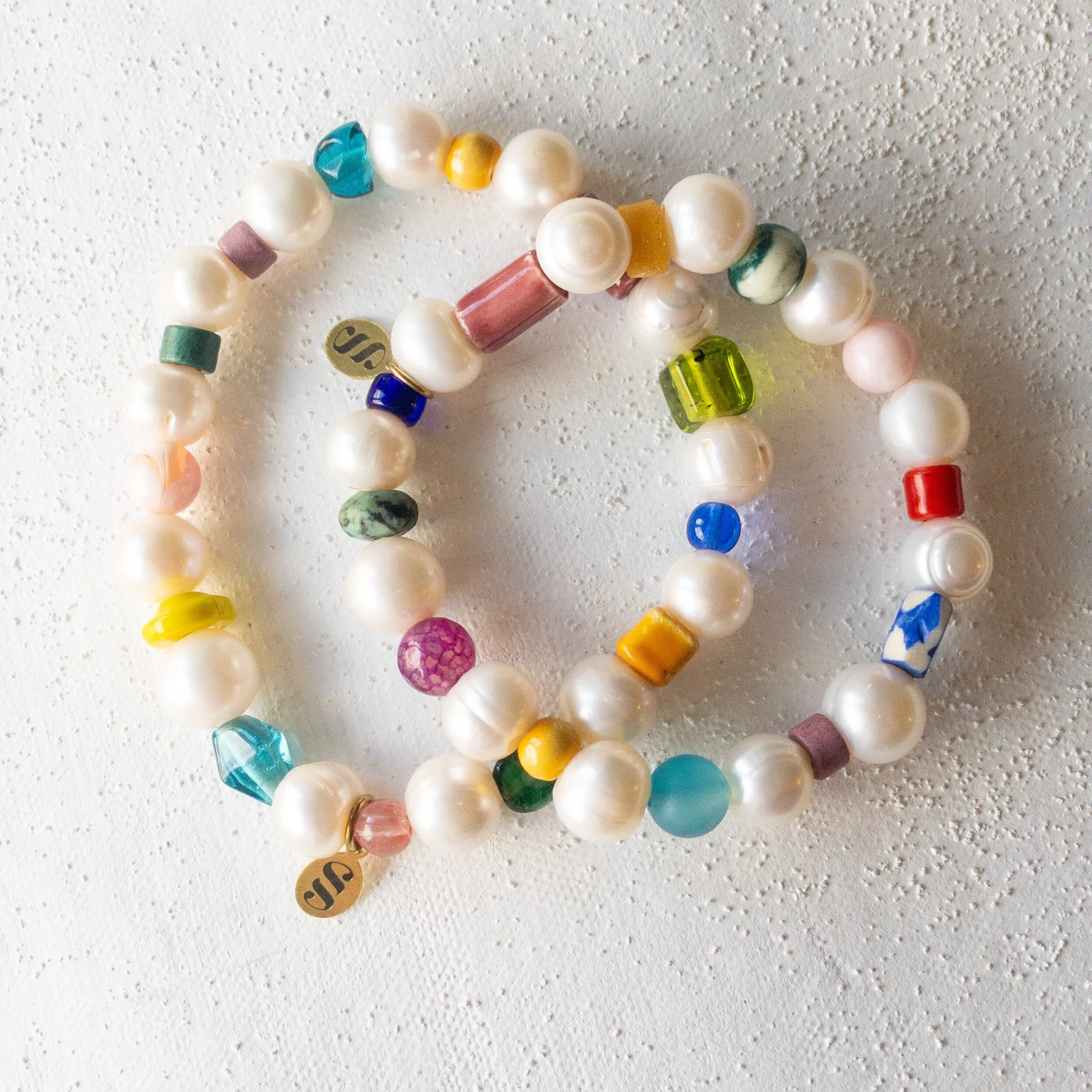 65C821EF-6D88-44F9-A763-03A0D16A7B5A