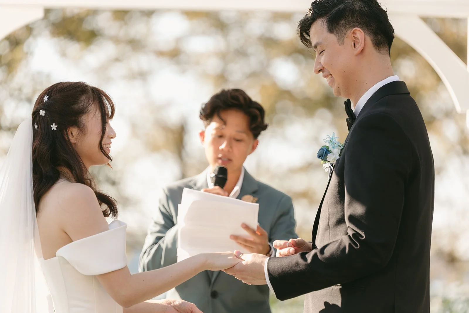 AyuandZack_TheCeremonyandLicenseSigning_0881.jpg