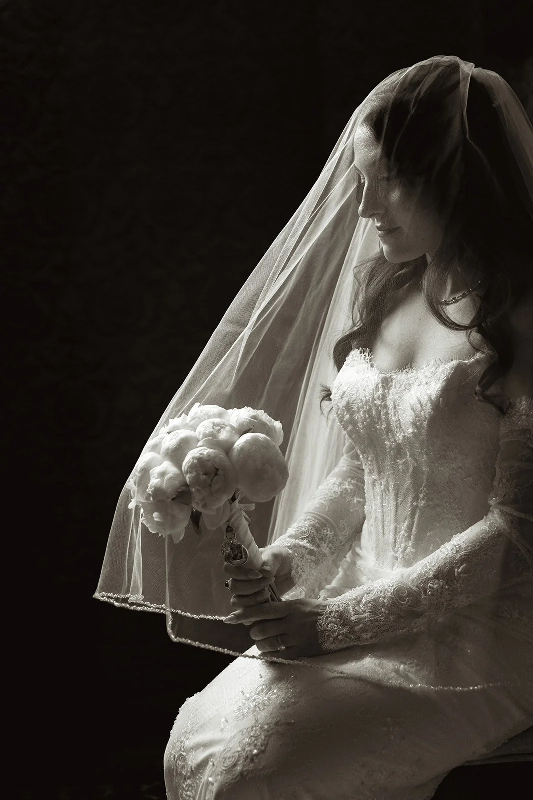LaurenandJon_HighlightsinBlackandWhite_1844-Copy1.jpg