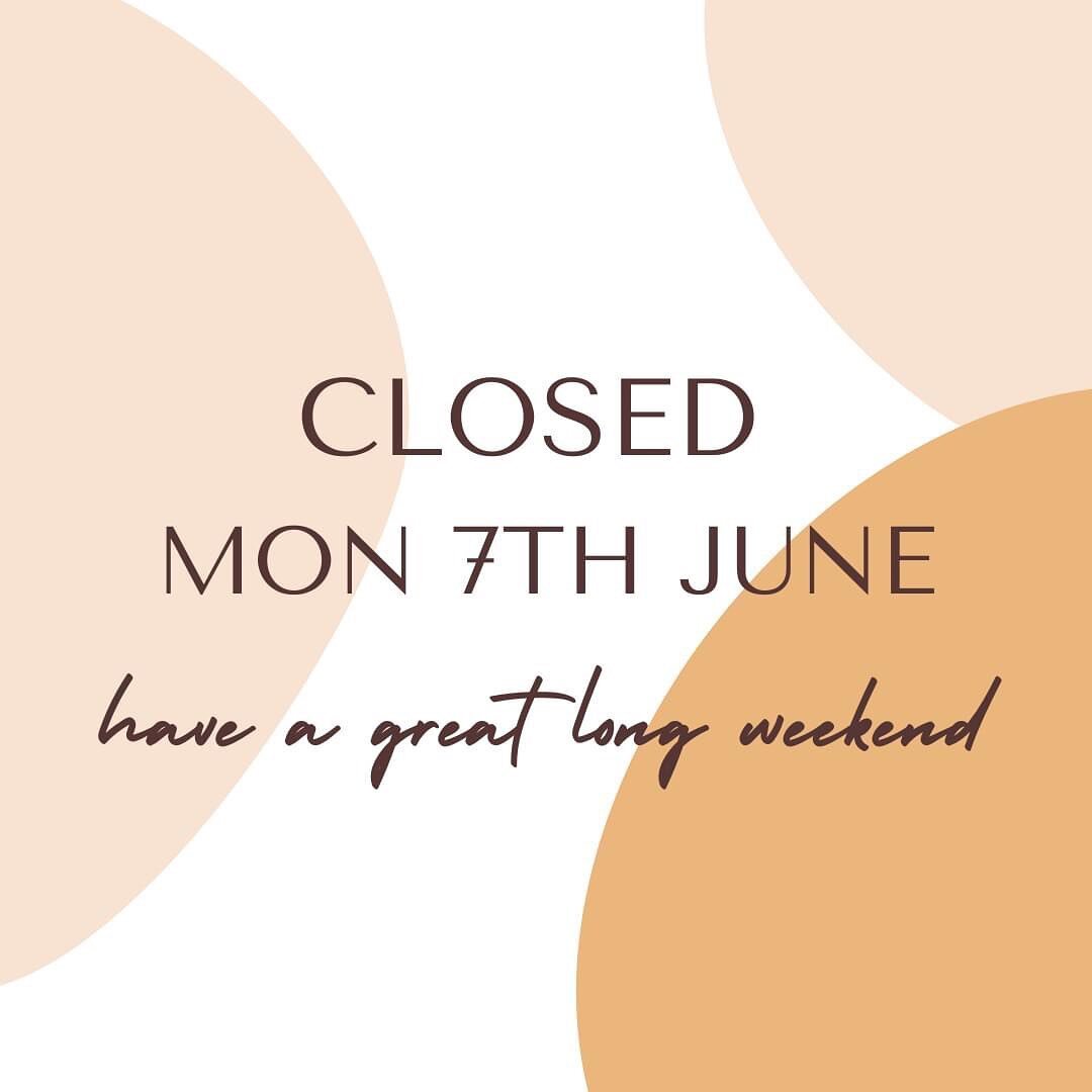 Good news is... we are still OPEN tomorrow 10-3!!! Stock up for your long weekend or have a spontaneous initial consult with our naturopath Sheryn 😌🌿
&bull;
#naturopath #rockingham #naturopathicmedicine #holistichealth #clinic