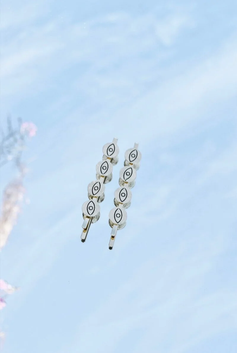 GOLD 3 EYES HAIR CLIPS