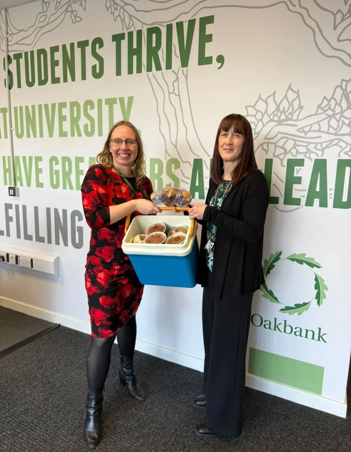 Huge thanks to the staff at @oakbankschool for their wonderful food donations 🙏🏻

Thank you so much 😊 We really appreciate it!