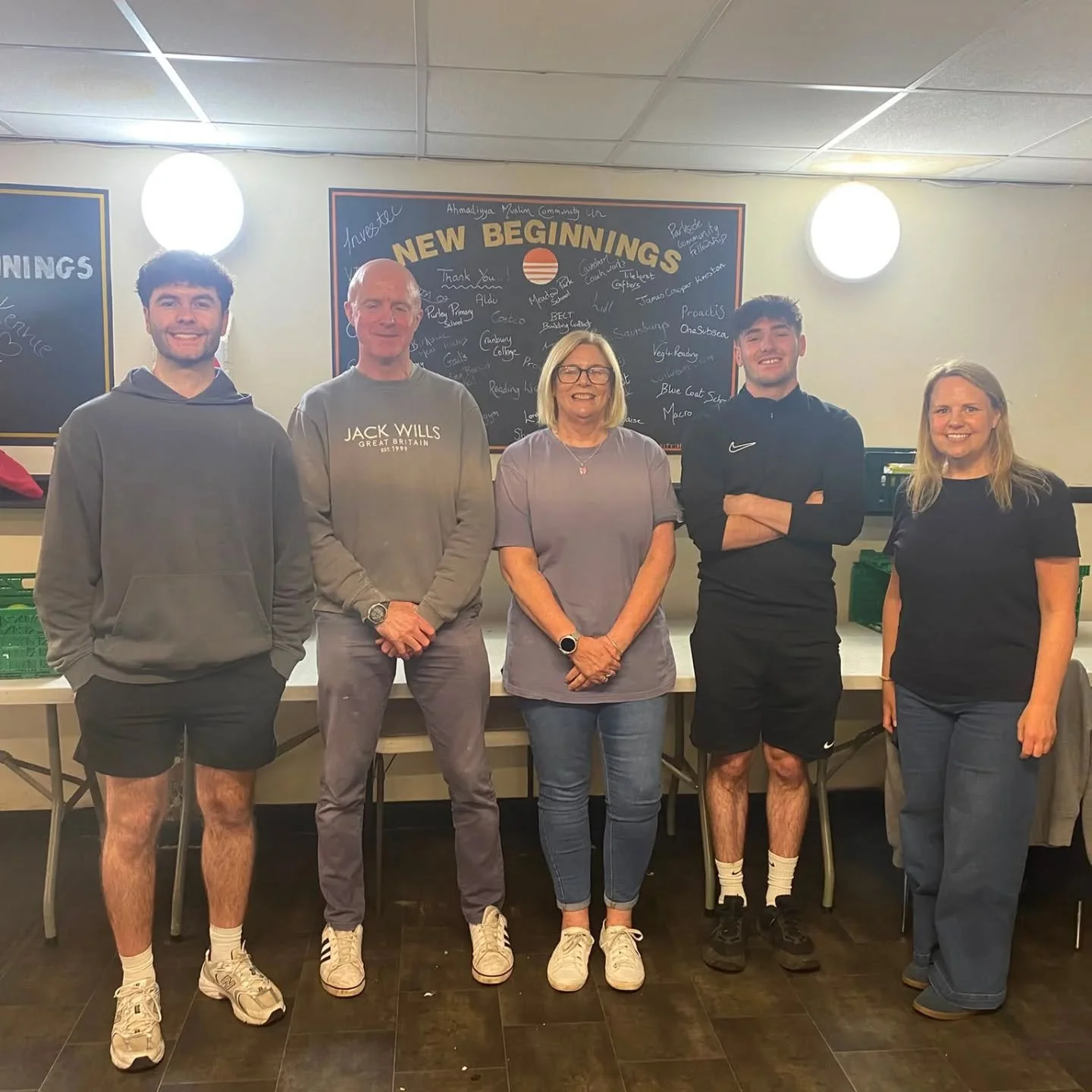 A massive thank you to the team from @vmo2news Virgin Media O2 who came in earlier this week.

Diane, Claire, Jake, Sam and Mark gave the kitchen a fantastic deep clean and the pantry a much needed sort out! 

You were all brilliant 🌟🙌🏻

Thank you
