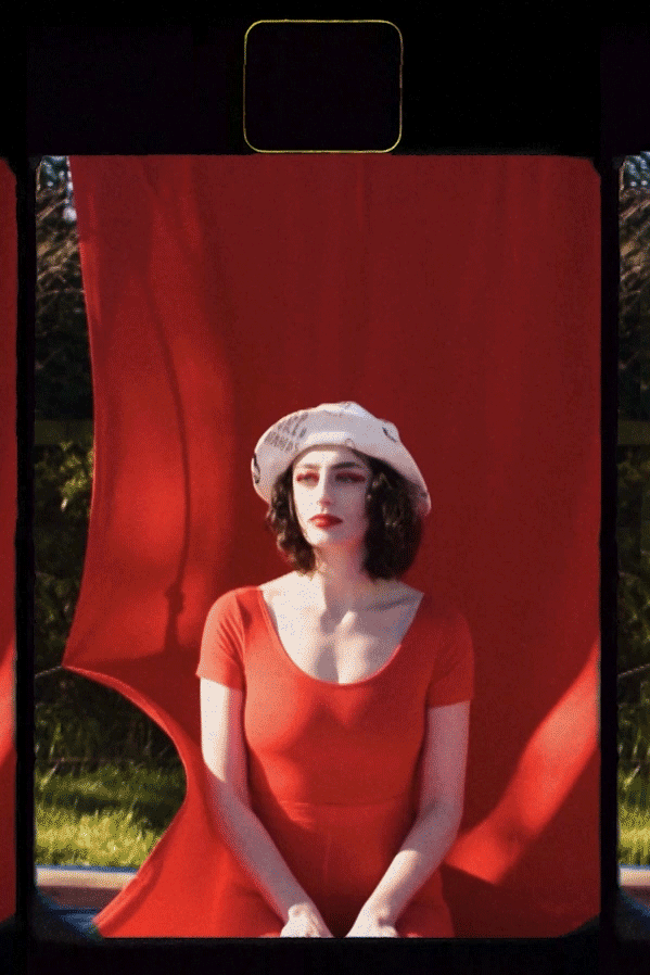 Christmas-gift-guide-2022-red-hat-GIF