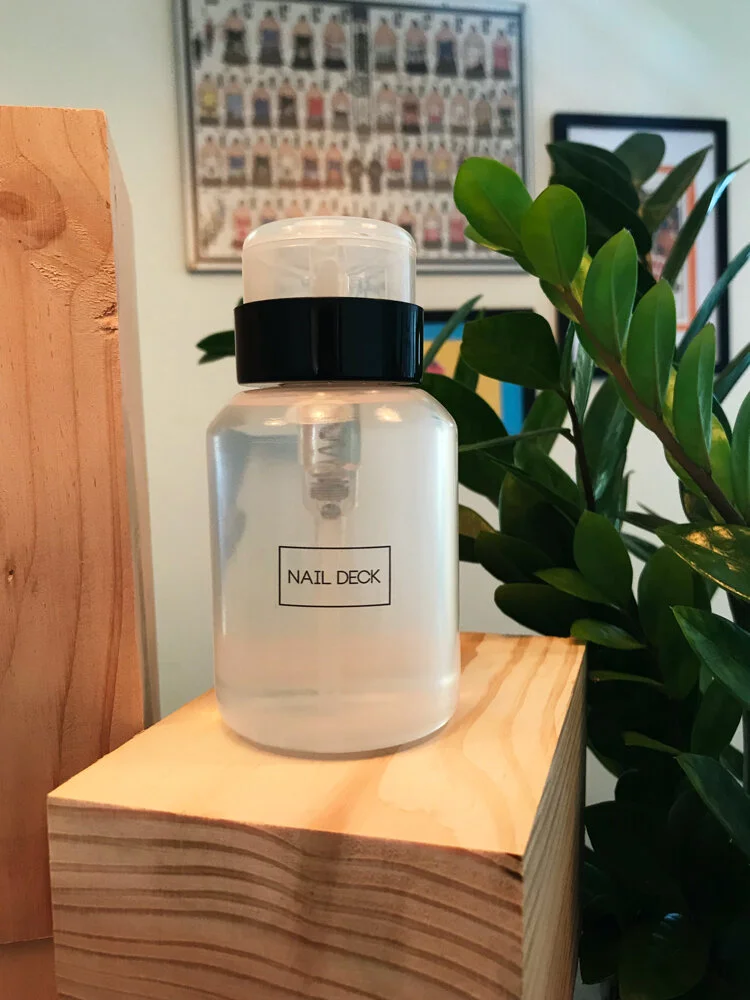 100% Acetone