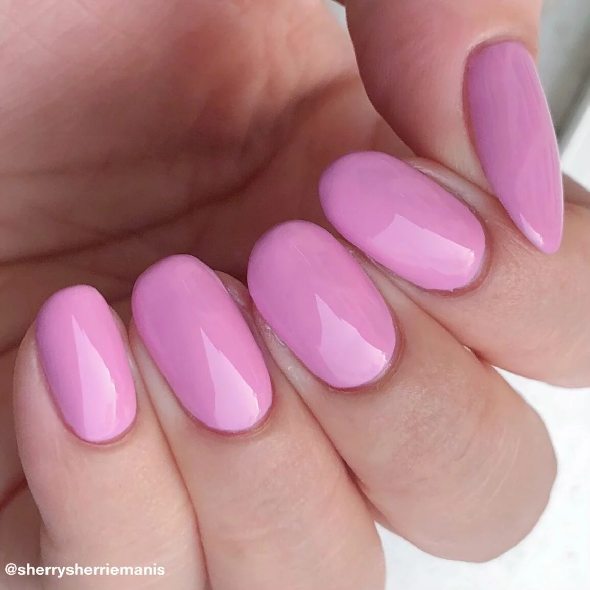 33D4D47C-E8B8-4FFD-85B8-AB7F57104B84