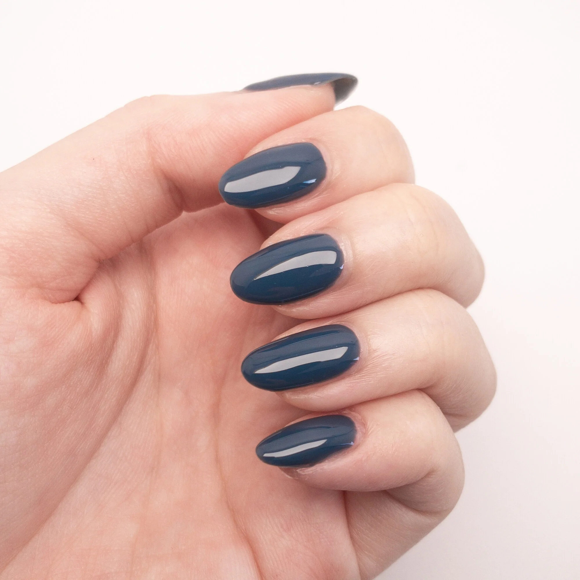 4CCD02F3-52F4-40A2-8939-900BF34A4489