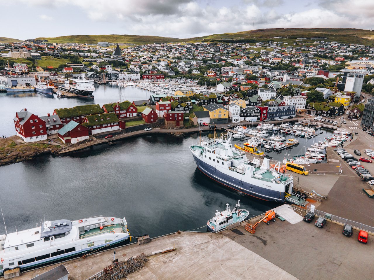 A Journey to the Faroe Islands: The Island of Vágar — eCKsplorer