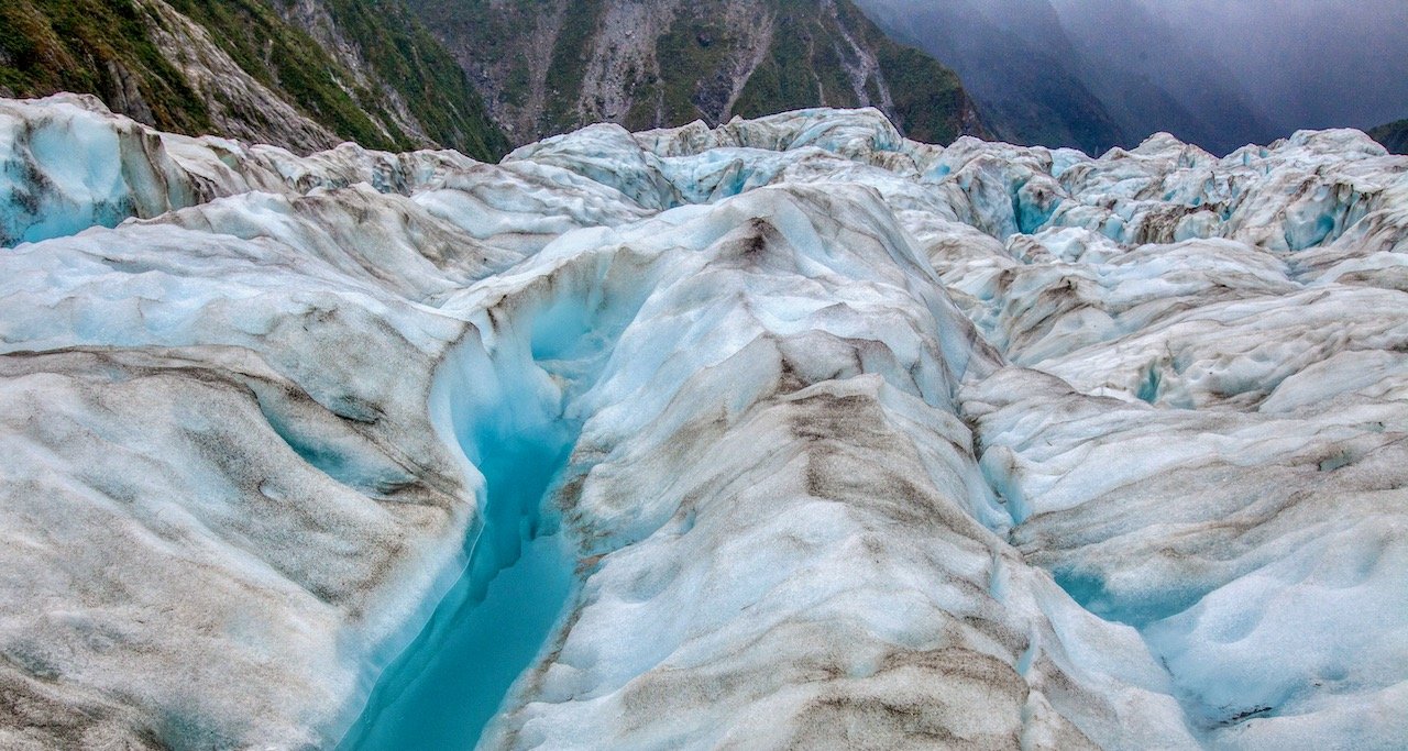   Franz Josef Glacier, New Zealand (ISO 640, 16 mm,  f /2.8, 1/4000 s)  