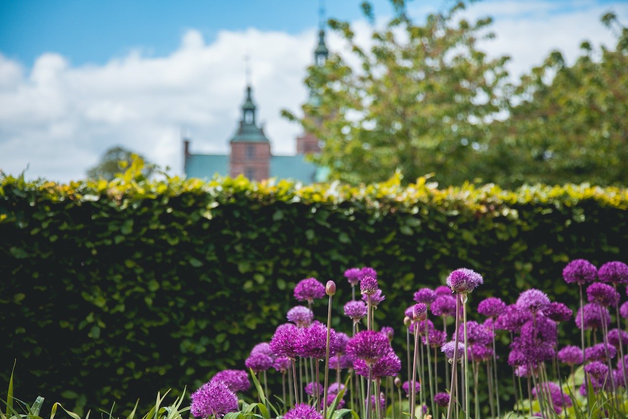   Rosenborg Castle, Copenhagen, Denmark (ISO 100, 73 mm,  f /4, 1/640 s)  