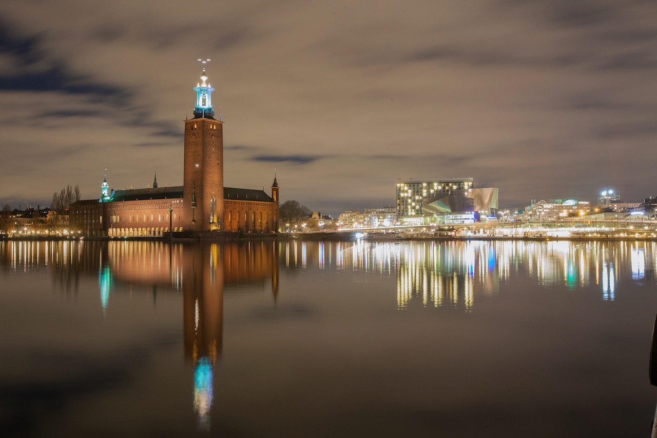   Stockholm City Hall, Stockholm, Sweden (ISO 1000, 35 mm,  f /11, 25 s)  