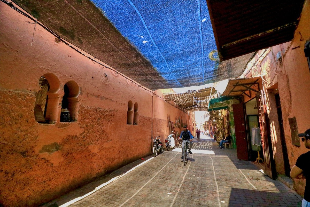   Marrakech, Morocco (ISO 3200, 10 mm,  f /4.5, 1/800 s)  