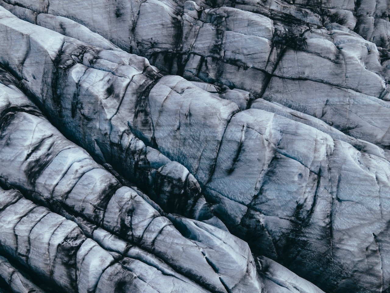   Svínafellsjökull Glacier, South Coast, Iceland (ISO 130, 4.5 mm,  f /2.8, 1/15 s)  