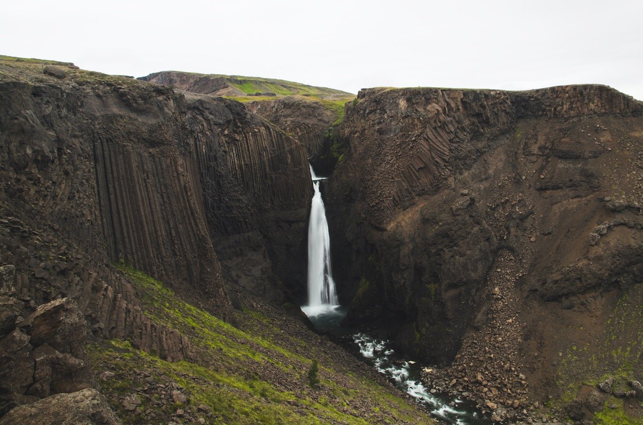   Litlanessfoss Waterfall, Iceland (ISO 100, 24 mm,  f /22, 0.5 s)  