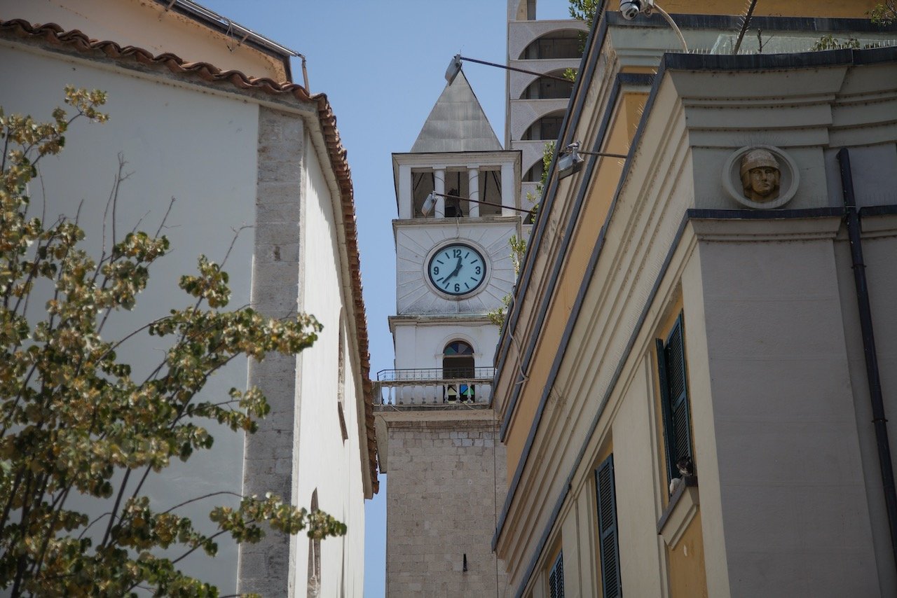   Et’hem Bej Mosque, Tirana, Albania   (ISO 100, 67 mm,  f /4.0, 1/1250 s)  