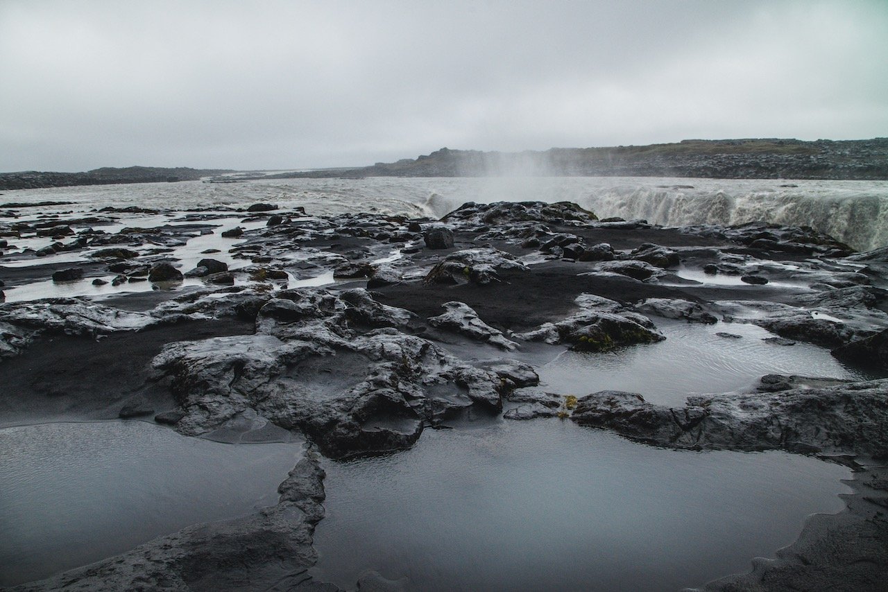   Selfoss Waterfall, Northern Iceland (ISO 500, 24 mm,  f /8, 1/320 s)  