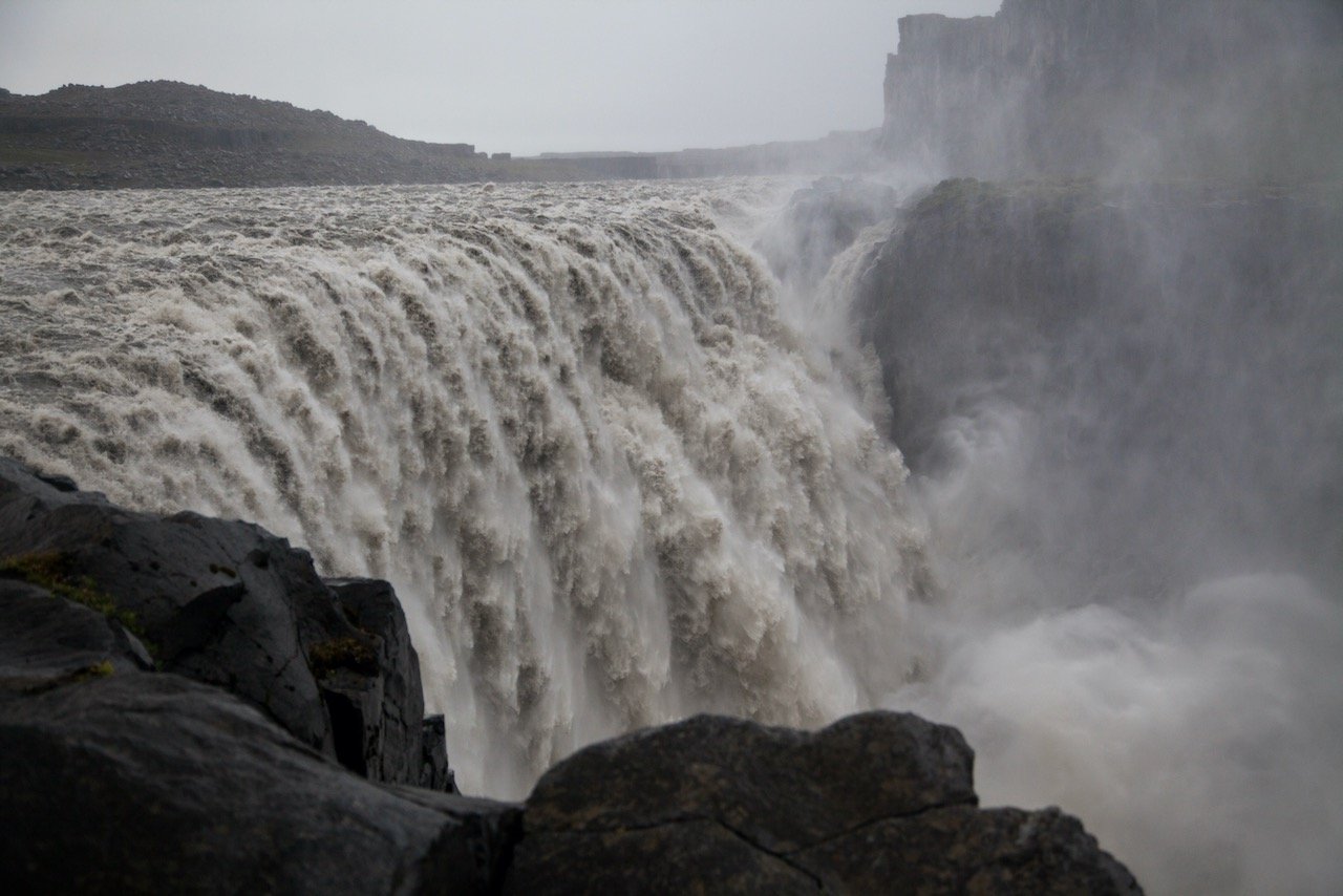   Dettifoss Waterfall, Northern Iceland (ISO 400, 50 mm,  f /4, 1/400 s)  