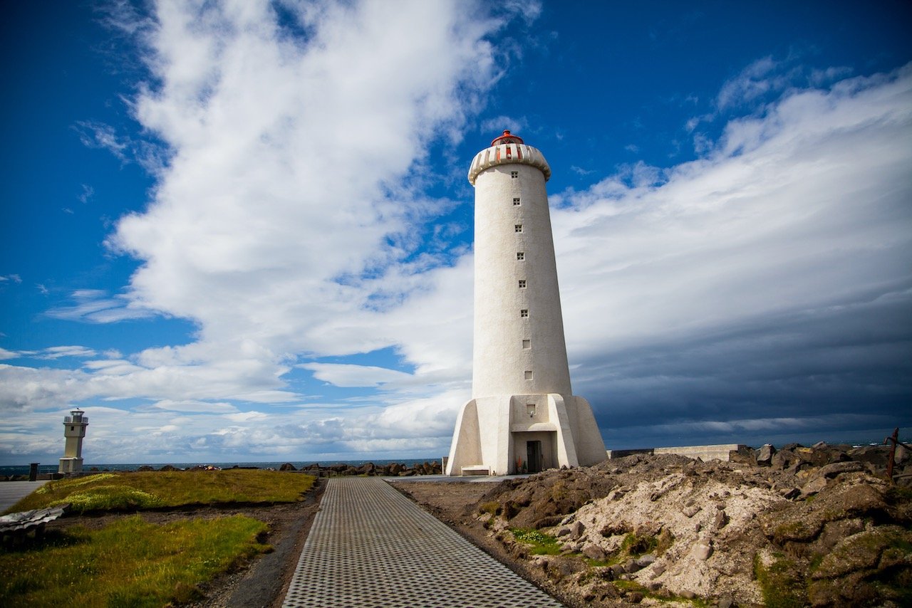   Old Akranes Lighthouse (ISO 100, 24 mm,  f /4, 1/2500 s)  