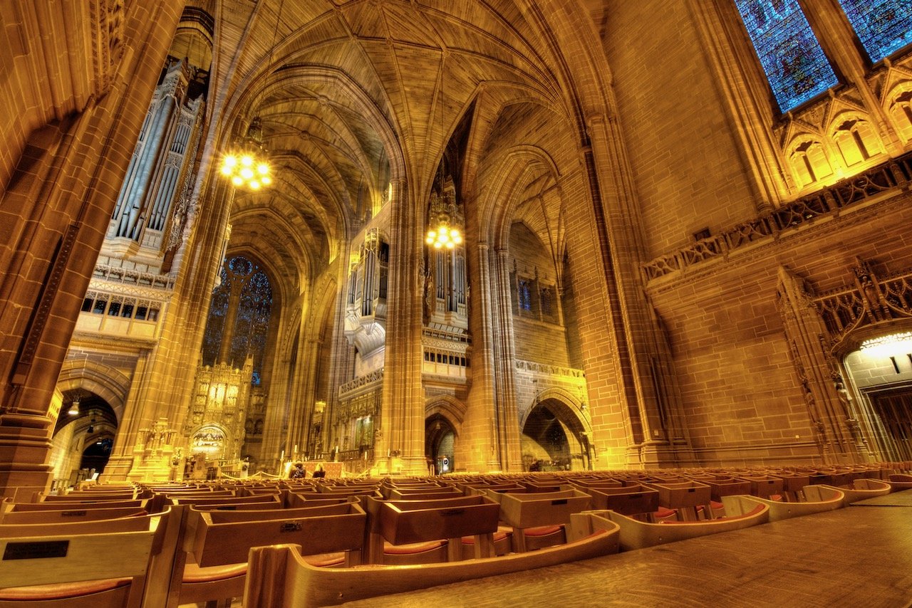   Liverpool Cathedral, Liverpool, England (ISO 800, 10 mm,  f /22, 6 s)  