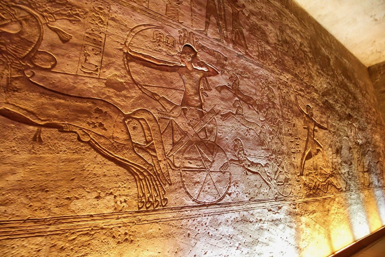   Abu Simbel Temples, Aswan, Egypt (ISO 3200, 10 mm,  f /5, 1/8 s)  