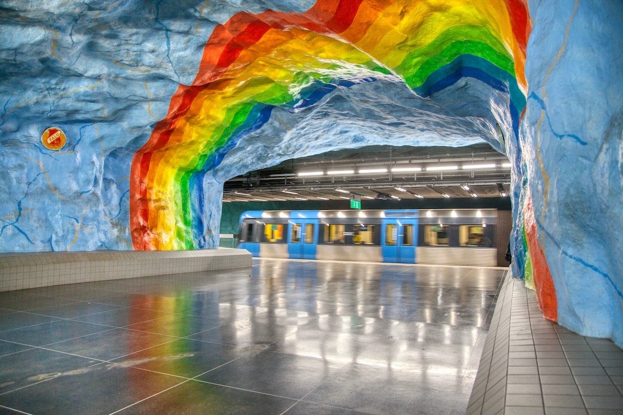   Stadion Station, Stockholm, Sweden (ISO 1600, 24 mm,  f /4, 1/50 s)  