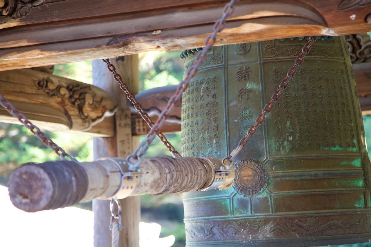   Daishoin Buddhist Temple, Miyajima Island, Hiroshima, Japan (ISO 1000, 105 mm, f/4, 1/125 s)  