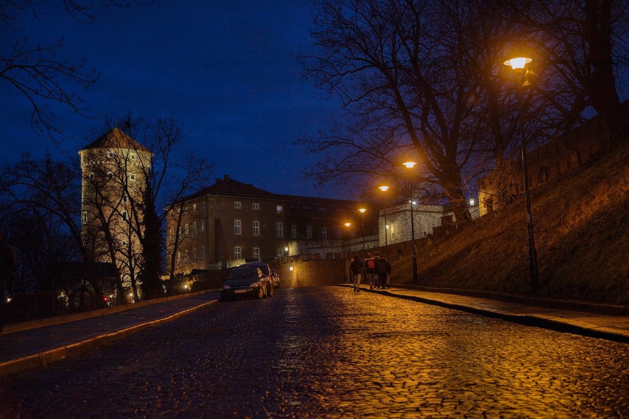   Wawel Castle, Kraków, Poland (ISO 2500, 55 mm,  f /4, 1/20 s)  