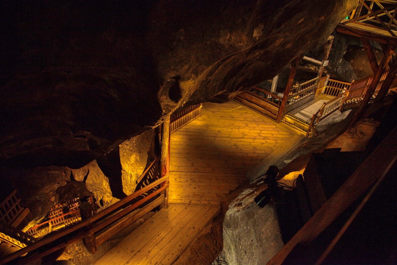   Wieliczka Salt Mine, Kraków, Poland (ISO 2000, 24 mm,  f /4, 1/4 s)  