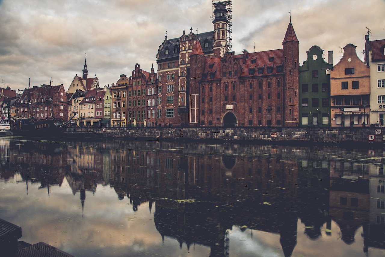   Gdansk, Poland (ISO 100, 24 mm,  f /22, 1.0 s)  