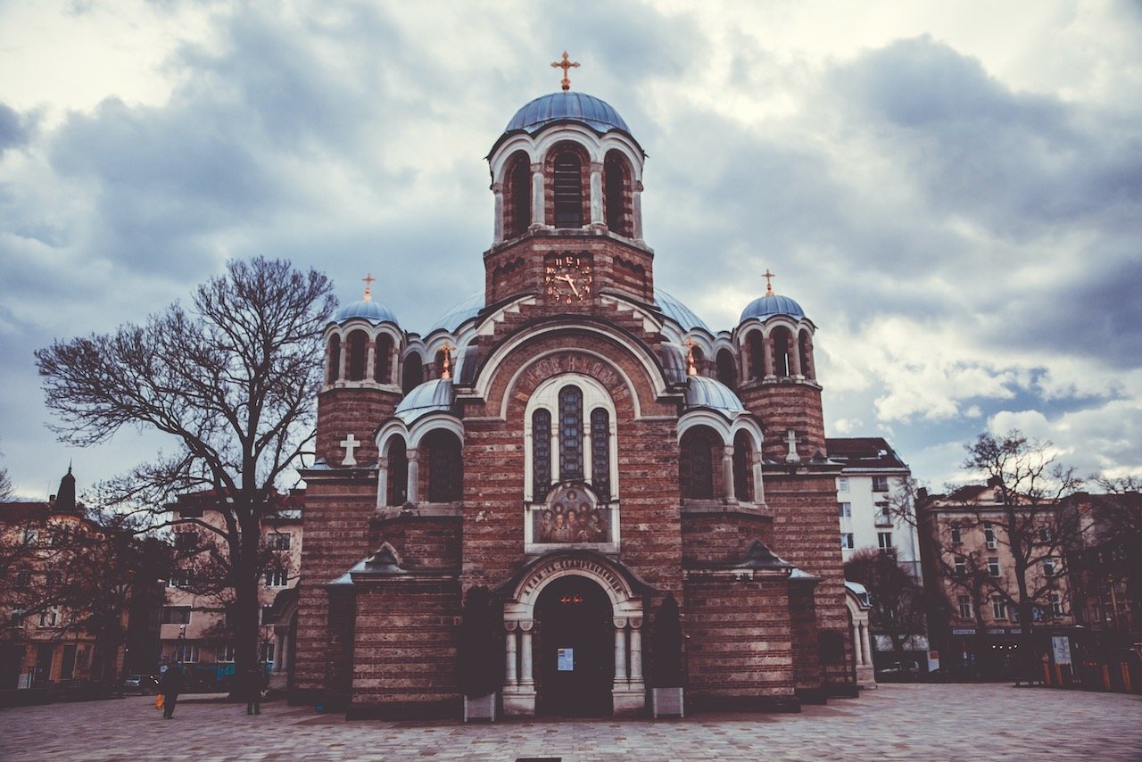   Church of Sveti Sedmochislenitsi, Sofia, Bulgaria (ISO 400, 45 mm,  f /4.5, 1/640 s)  