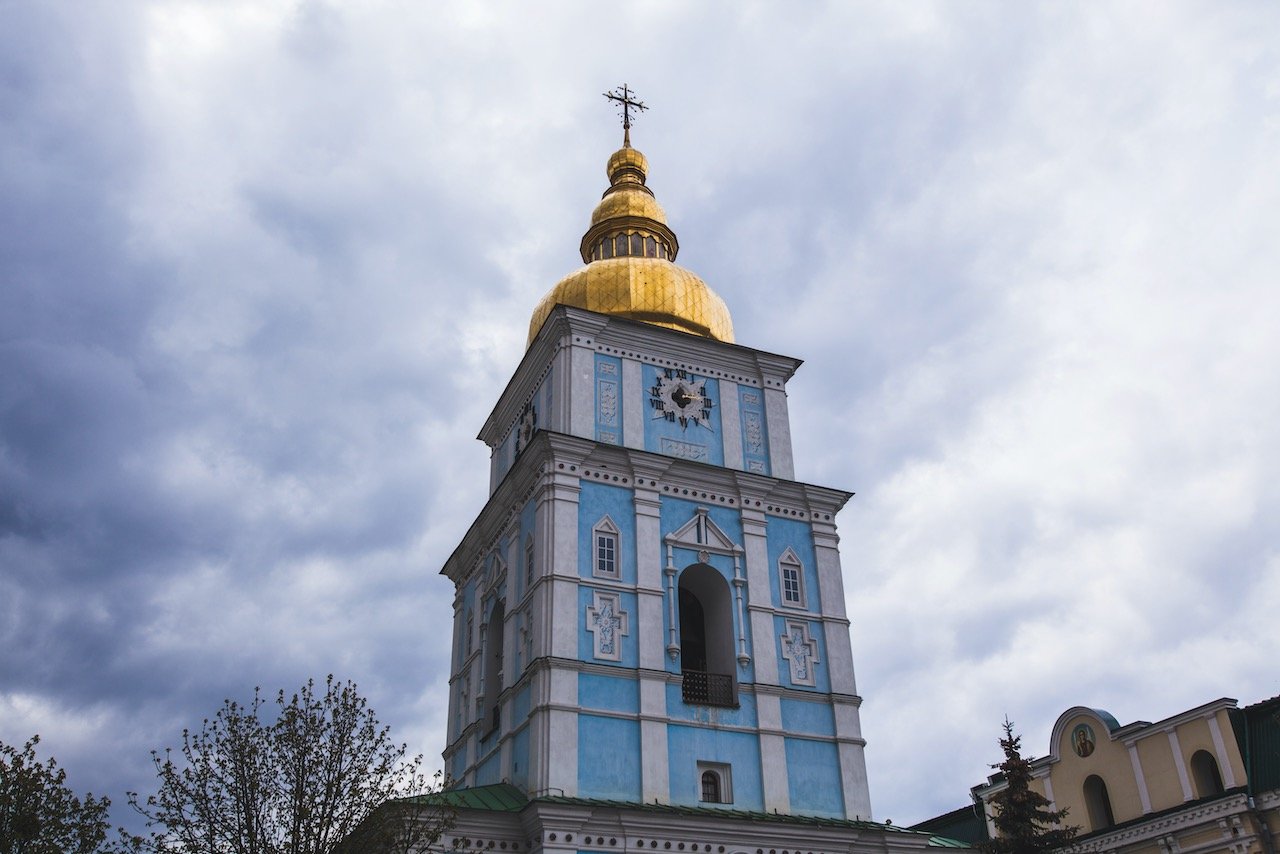   St. Michael’s Monastery, Kiev, Ukraine (ISO 100, 33 mm,  f /8, 1/320 s)  