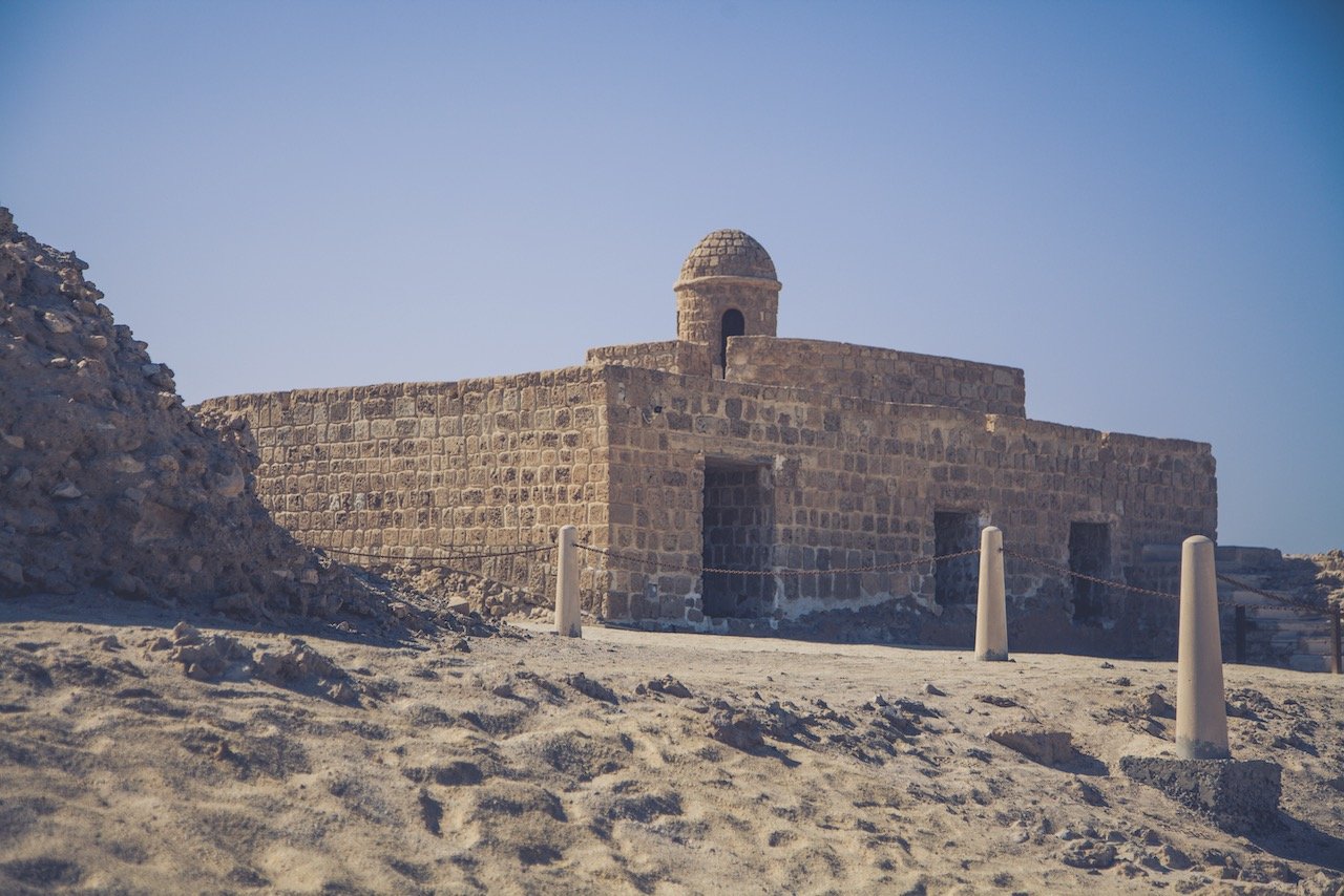   Bahrain Fort (Qal'at al-Bahrain), Bahrain (ISO 100, 67 mm,  f /4, 1/1600 s)  