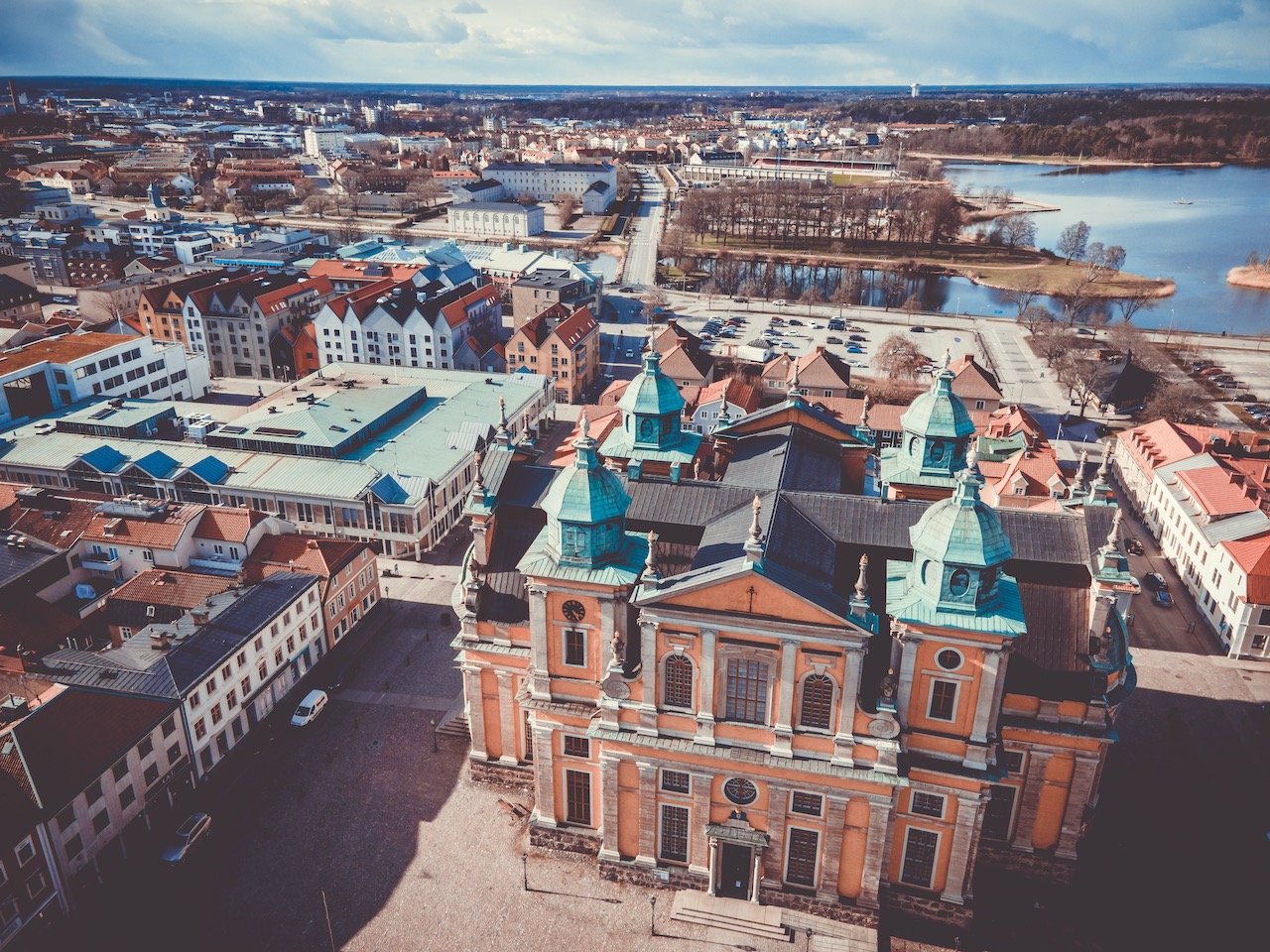   Kalmar Cathedral, Kalmar, Sweden (ISO 100, 4.5 mm,  f /2.8, 1/20 s)  