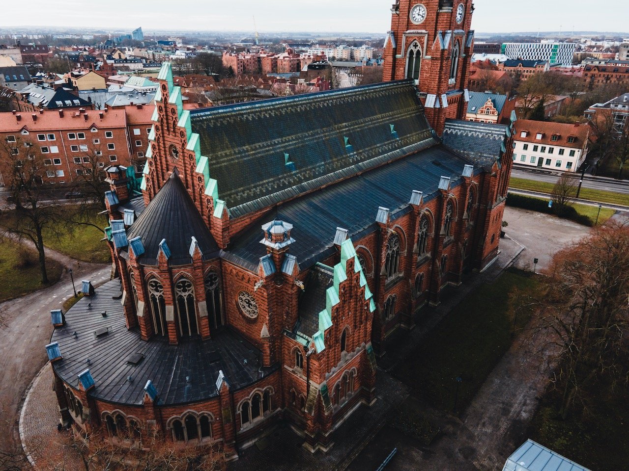   All Saints Church, Lund, Sweden (ISO 100, 4.5 mm,  f /2.8, 1/200 s)  