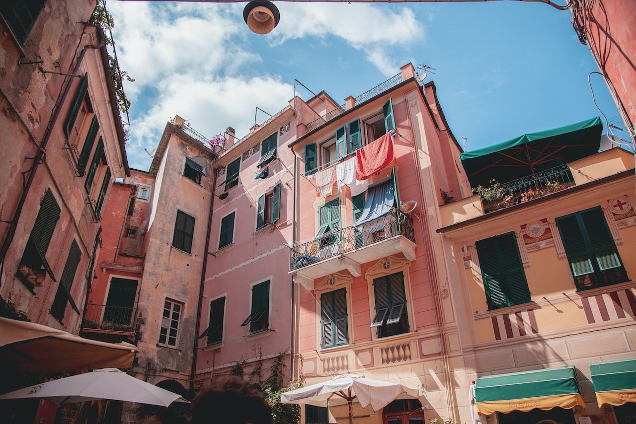   Monterosso al Mare, Cinque Terre, Italy (ISO 100, 24 mm,  f /4, 1/640 s)  