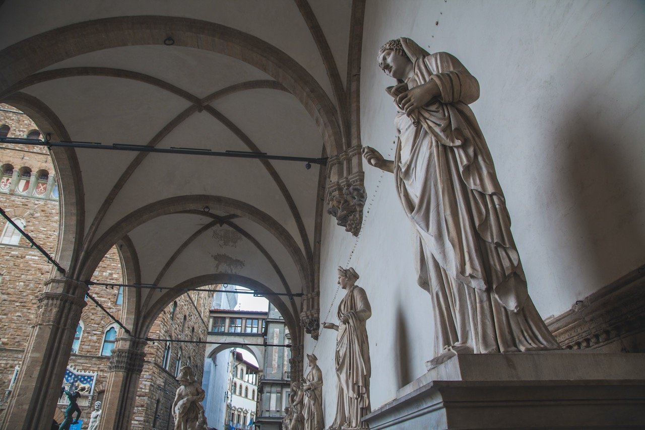   Palazzo Vecchio, Florence, Italy (ISO 400, 24 mm,  f /8, 1/30 s)  