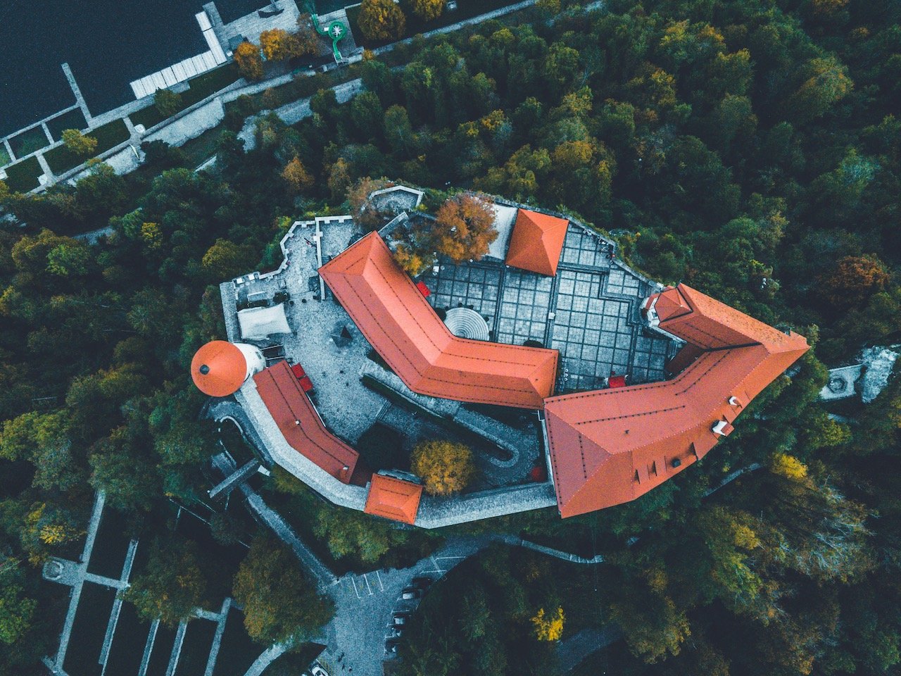   Bled Castle, Bled, Slovenia (ISO 400, 4.5 mm,  f /2.8, 1/25 s)  