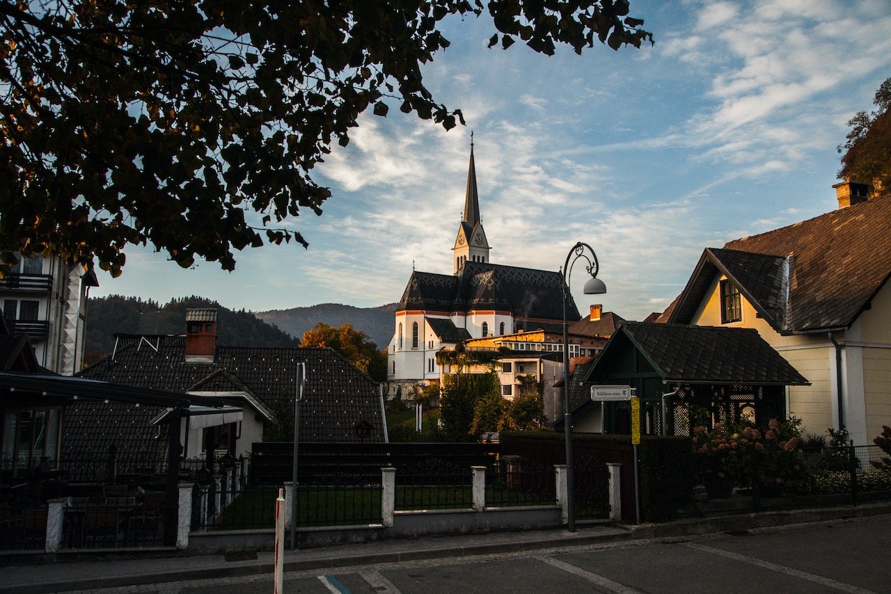   Church of St. Martin, Bled, Slovenia (ISO 1000, 32 mm,  f /8, 1/500 s)  