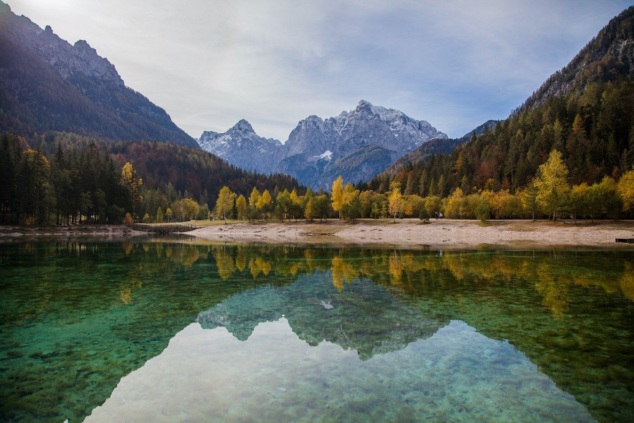   Jezero Jasna, Slovenia (ISO 400, 24 mm,  f /4, 1/3200 s)  