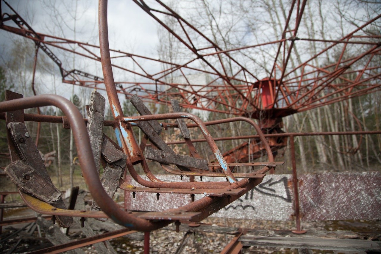   Pripyat, Ukraine (ISO 100, 24 mm,  f /4, 1/800 s)  