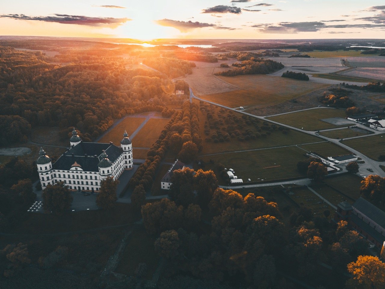   Skokloster Slott, Sweden (ISO 100, 4.5 mm,  f /2.8, 1/120 s)  